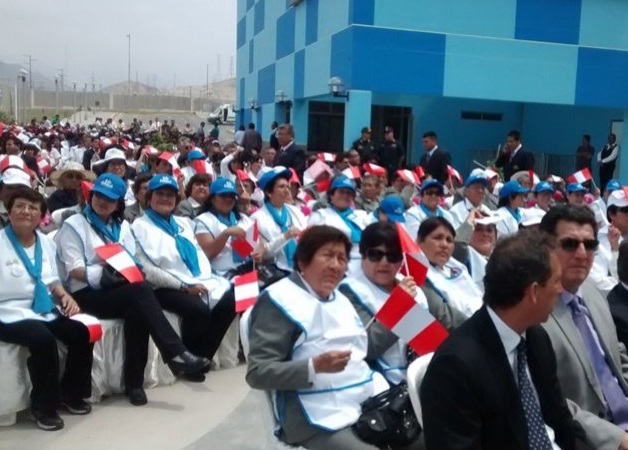 Trujillanos en espera de Humala para inauguración de hospital al alta complejidad