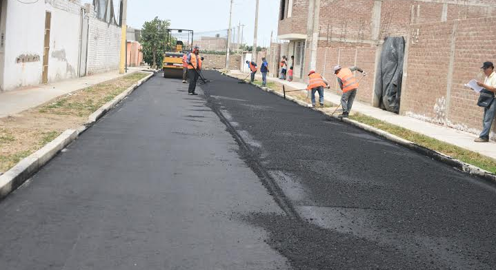 Inician asfaltado de calles en quinta etapa de la urbanización San Andrés