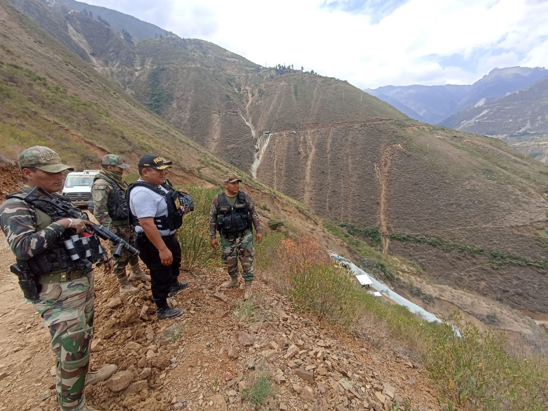 La Libertad:  despliegan contingente policial  para corroborar nuevo atentado contra Poderosa en Pataz