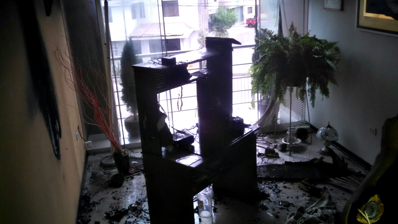 Arquitecto salva de morir carbonizado dentro de su departamento en Trujillo