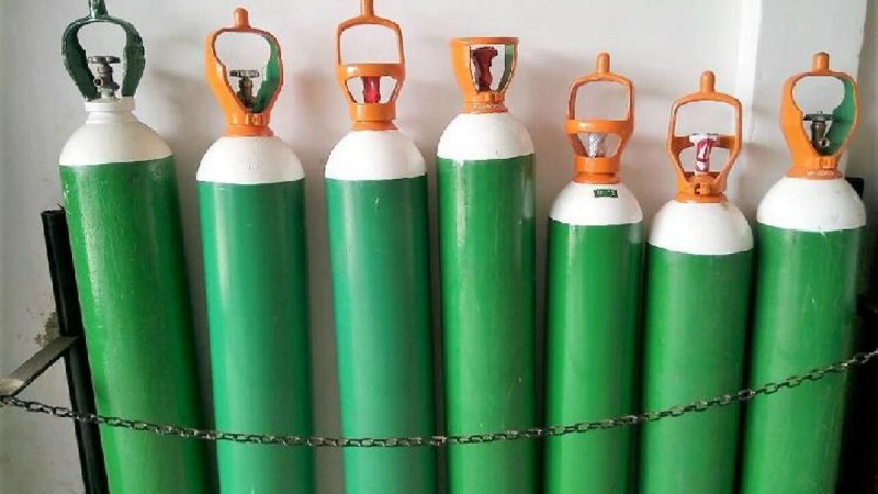 Minsa  recibe 1320 cilindros de oxígeno donados por Confiep