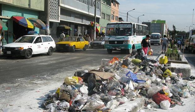 Todavía no se descarta emergencia ambiental en Trujillo por acumulación de basura