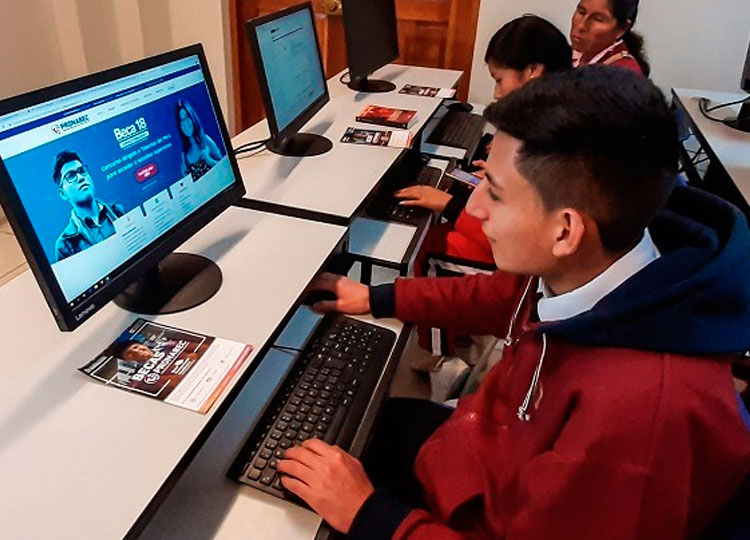 Reglamento del Pronabec amplía beneficios a talentos de escasos recursos 