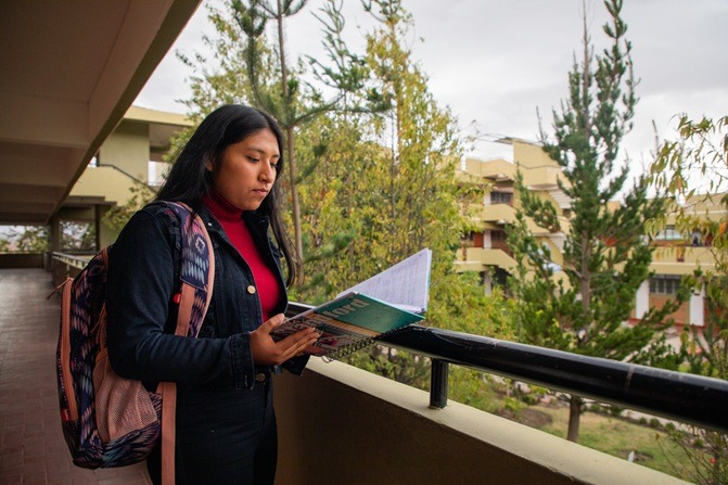 Jóvenes deben tramitar clasificación socioeconómica en su comuna para postular a Beca 18