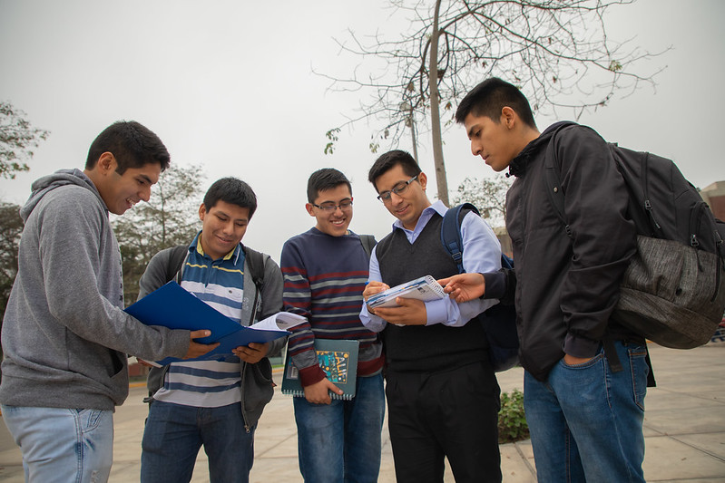 Conoce los requisitos para postular a intercambios académicos en el exterior  