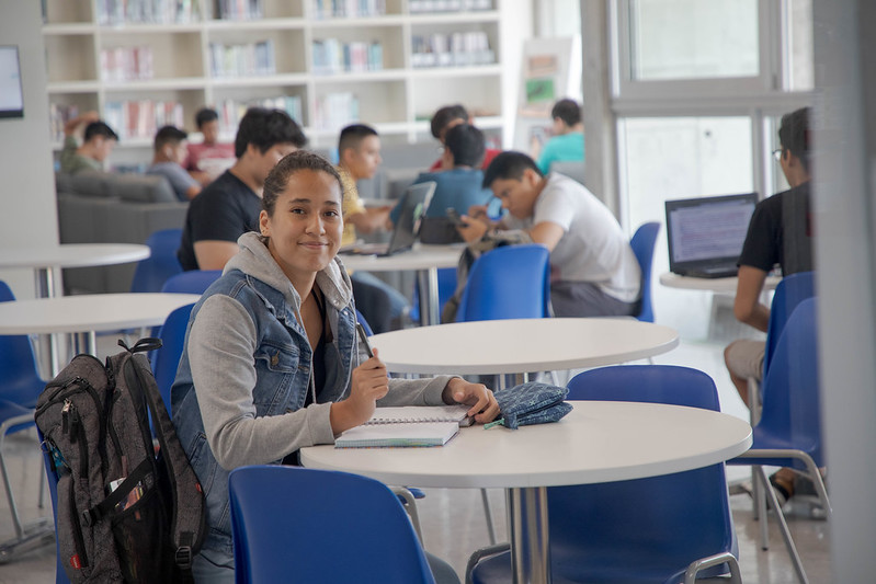 Pronabec entrega 10 mil becas para estudiantes afectados por la emergencia sanitaria