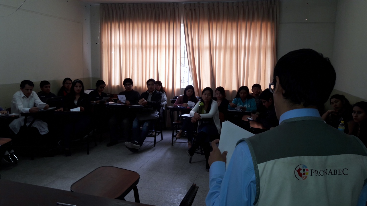 Trujillo: Pronabec ofrece dos mil becas para culminar estudios en universidades públicas