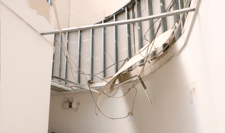 Vence garantía para que empresa arregle cielo raso de hospital Belén de Trujillo