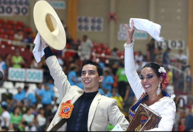 Belleza y garbo en gran final del Concurso Nacional de Marinera 2017