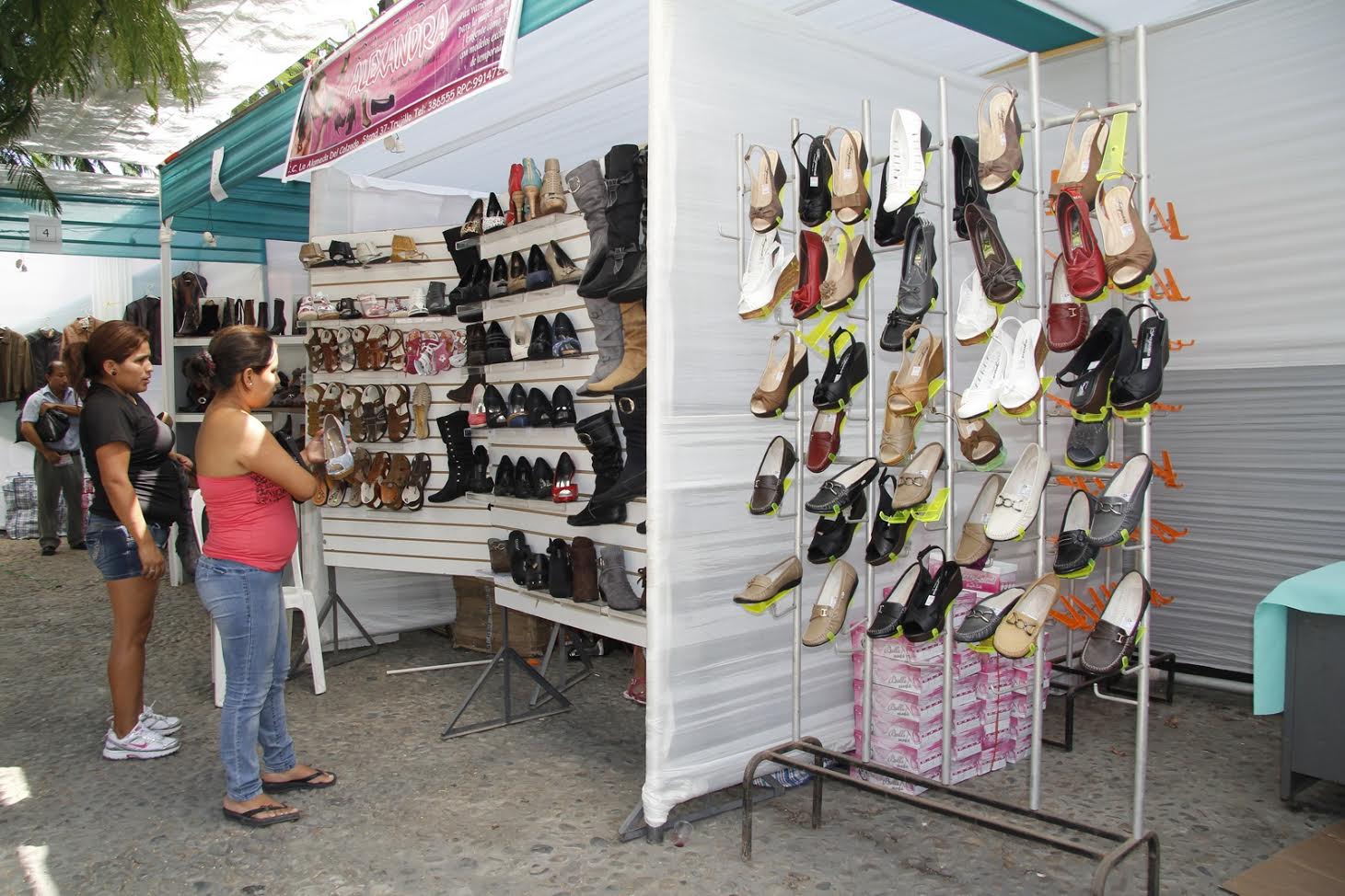 Empresarios brasileños buscan alianza con fabricantes de calzado en Trujillo