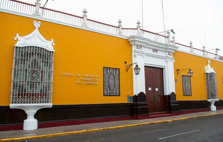 Cámara de Comercio de La Libertad recibió nuevamente la  ISO 9001:2008