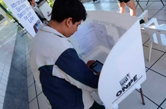  ONPE define ubicación de candidaturas en cédula de sufragio de la segunda vuelta 