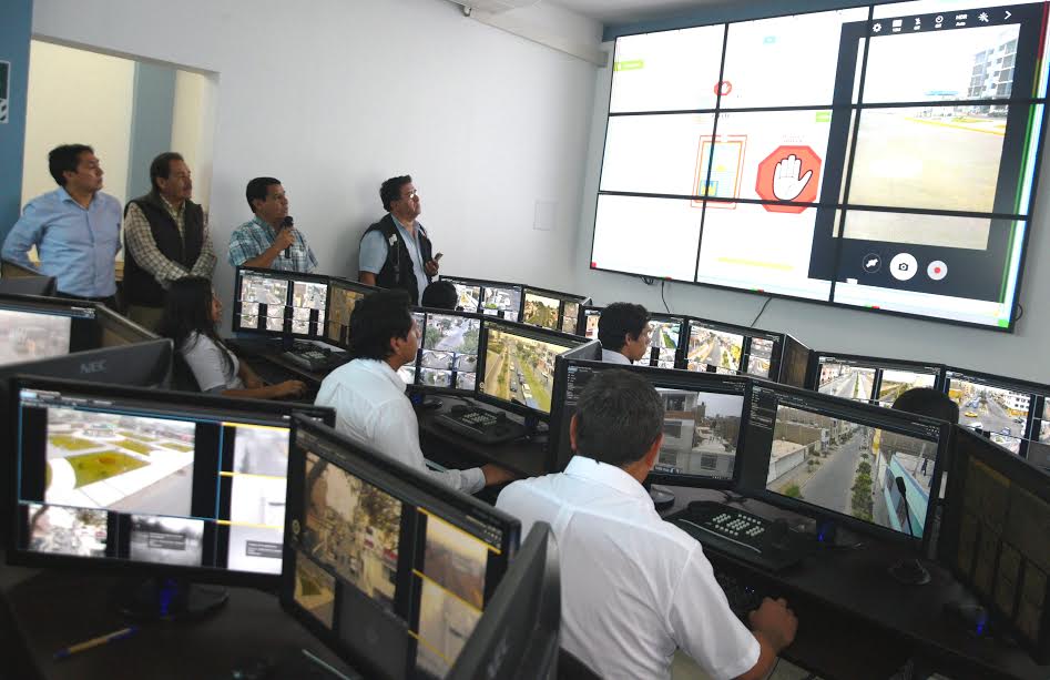 Víctor Larco: implementan moderno aplicativo móvil de seguridad en el distrito