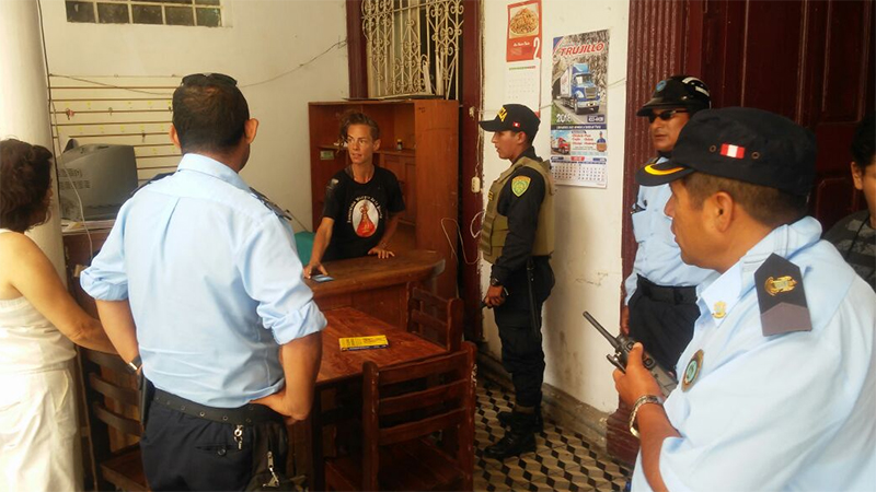 Trujillo: canadiense ataca con cuchillo de cocina a trabajadora