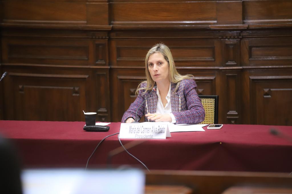 Aprueban moción que rechaza expresiones de Gustavo Petro y lo declaran persona no grata