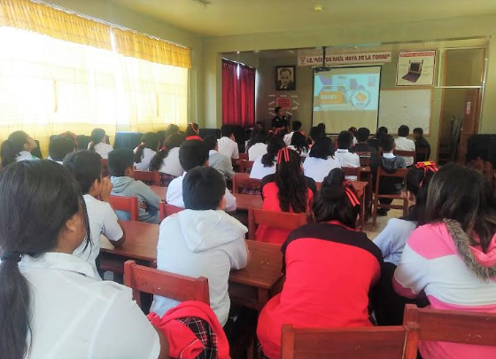 Capacitan a brigadistas y docentes sobre sismos y tsunami en Víctor Larco