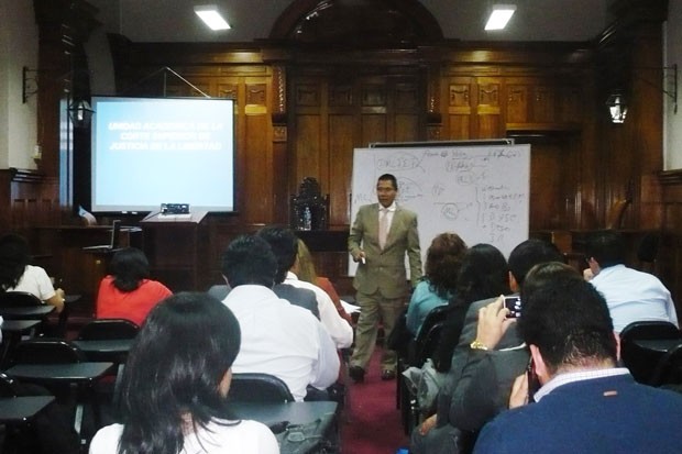 Capacitaron a magistrados y trabajadores de juzgados del Valle Chicama