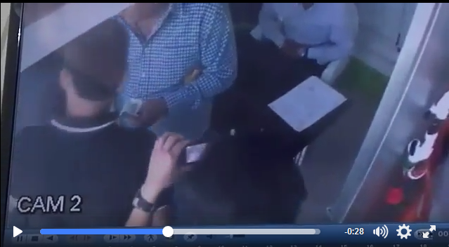 Trujillo: periodista que cayó cuando extorsionaba a médico naturista está detenido en la PNP