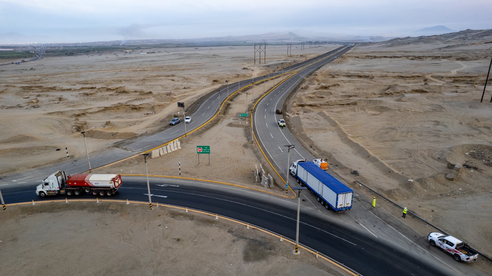 Evitamiento de  Chimbote reducirá el tráfico vehicular al norte y ya  entró en  funcionamiento