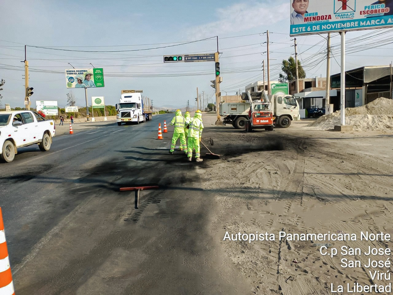 Aunor ejecuta trabajos de limpieza en el tramo Chao – Virú tras las protestas sociales 