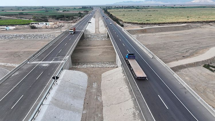 Puente Arenita de la Autopista del Sol, en La Libertad, fue renovado