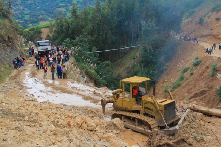 Puentes corren el riesgo de caer y dejar incomunicados a poblados de Julcán