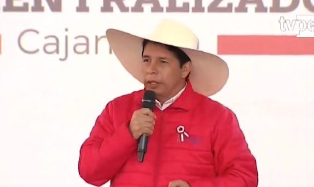 Fiscalía atribuye a Castillo presunto liderazgo de organización criminal en ascensos militares y policiales 