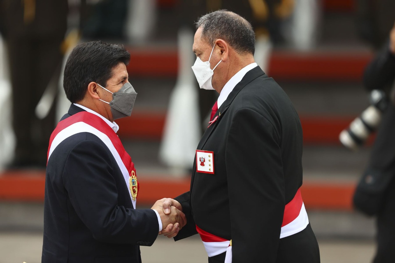 Ministro de defensa anunció ley para modernizar las Fuerzas Armadas