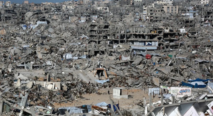 Israel bombardea intensamente Gaza mientras sus tropas avanzan “poco a poco”