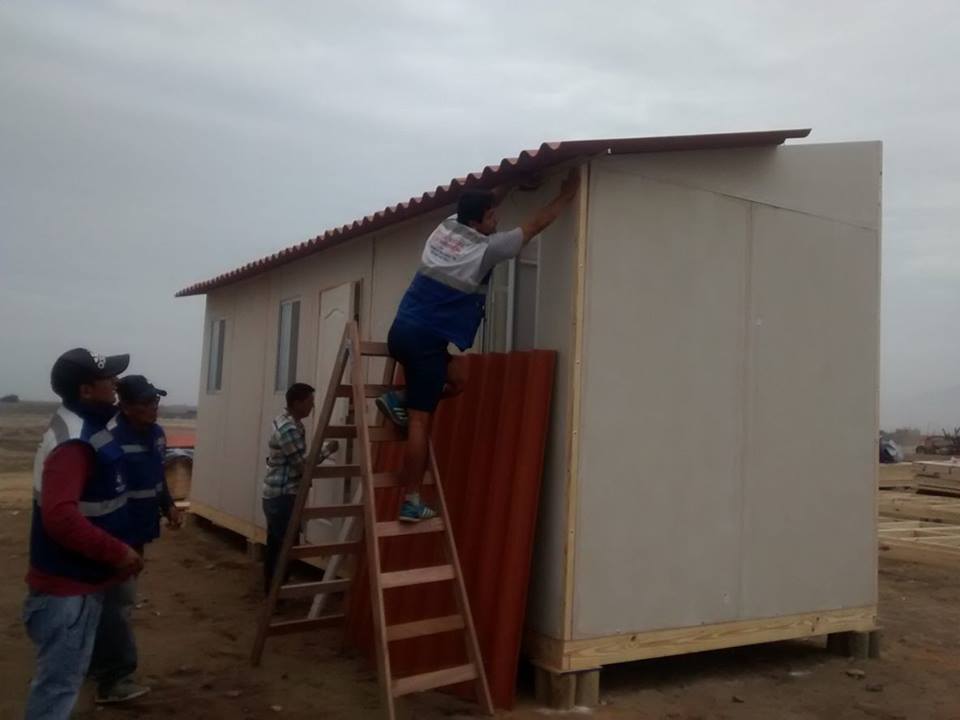 Inician colocación de módulos para damnificados en La Esperanza