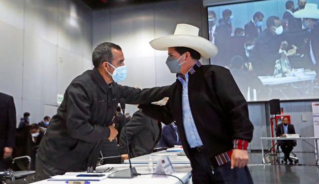 Reunión de emergencia en Palacio de Gobierno anoche, evalúan cambios 