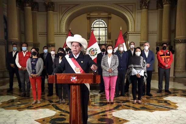 Transparencia: "Mensaje de Castillo no ha aclarado naturaleza ni contenido de reuniones sin registro" 