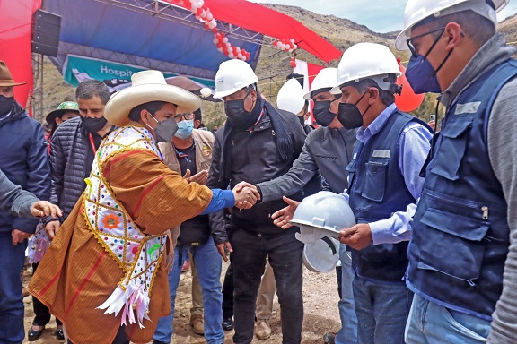 Un 58 % de peruanos no confía en Pedro Castillo, según encuesta de Ipsos 