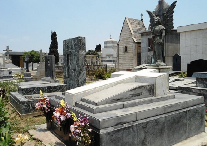 Pedirán que Cementerio de Miraflores sea declarado patrimonio cultural