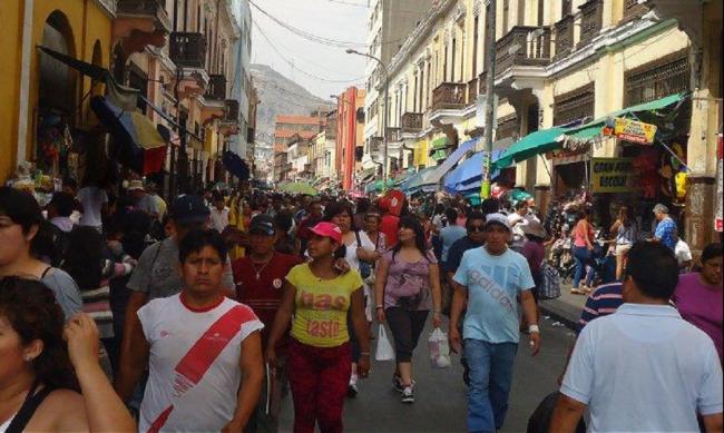 Lucha contra la corrupción sí, pero con política económica para la gente