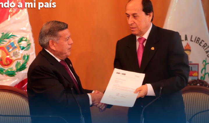 Acuña hizo oficial su precandidatura a la presidencia de la República