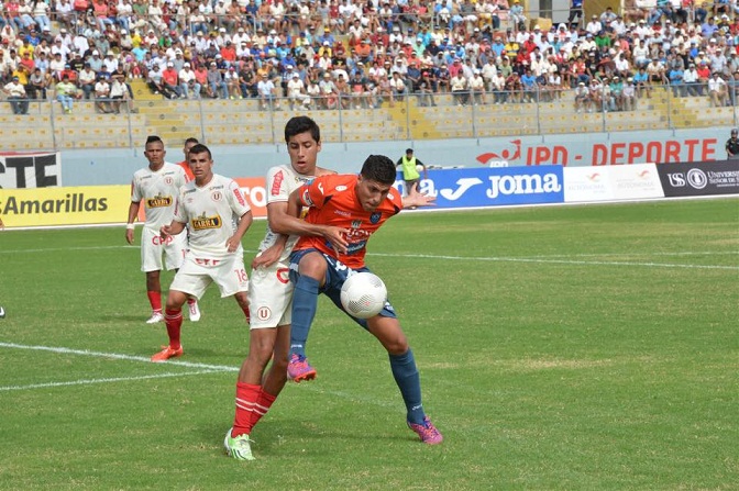César Vallejo fue mucho más y se impuso 2-1 a Universitario