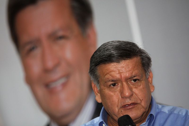 Defensa de Acuña dice que acusación fiscal se debe a presión mediática