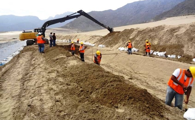 Realizan trabajos de mantenimiento en el proyecto Chavimochic