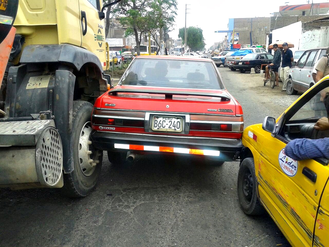 Ronda la tragedia en prolongación César Vallejo