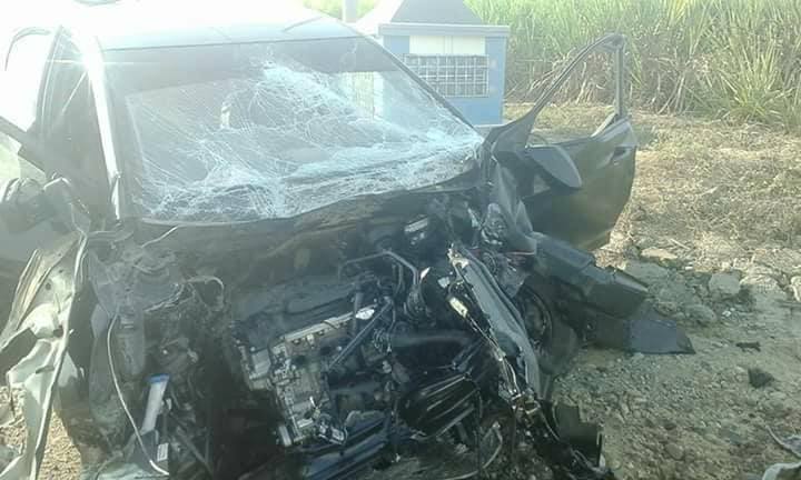 Ascope: dos personas resultan heridas en choque contra tráiler