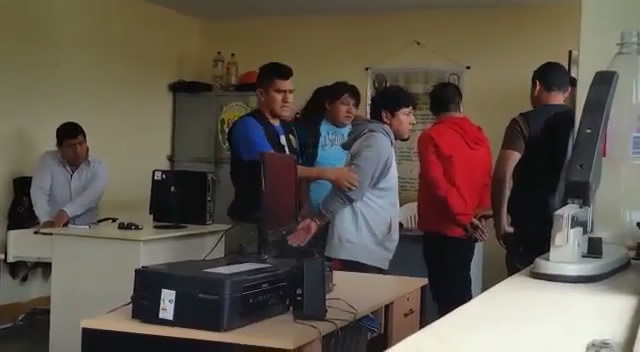 Caen sujetos con drogas y armas en La Esperanza