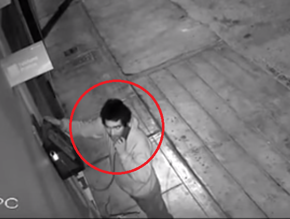 Trujillo: sujeto roba teléfono público en urb. San Andrés