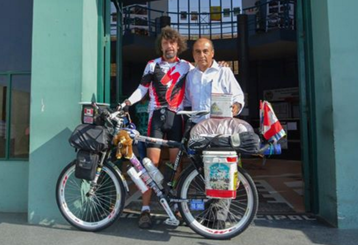 Ciclista colombiano fue recibido por alcalde de La Esperanza