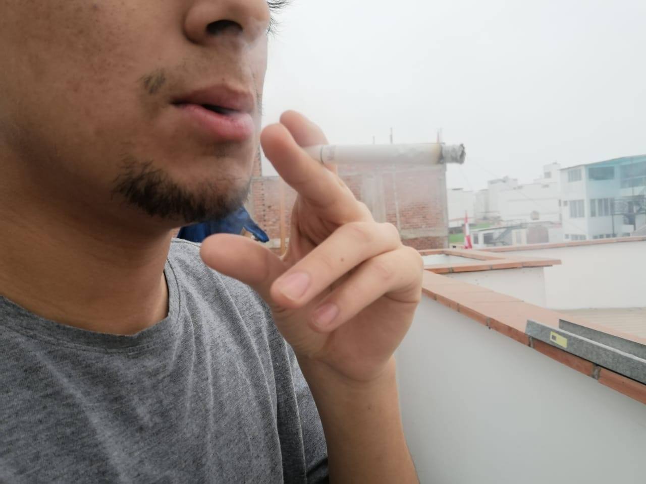 Fumadores tienen mayor riesgo de desarrollar síntomas graves en caso de padecer covid-19