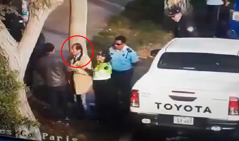 Trujillo: renuncia gerente MPT tras ser intervenido libando en camioneta edil