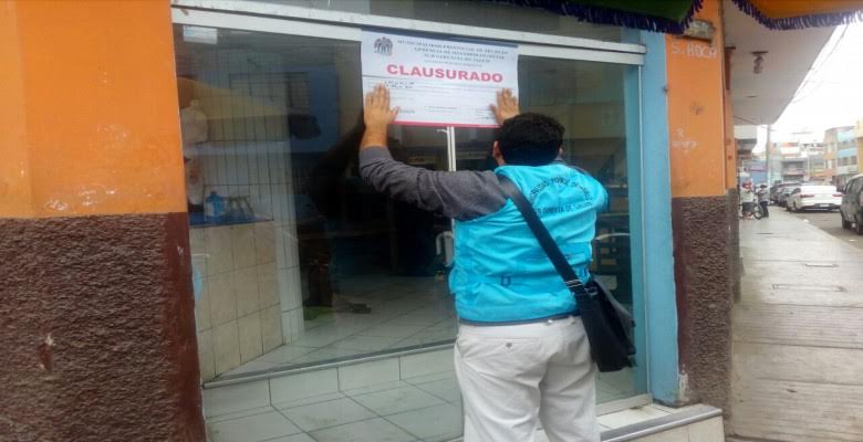  Municipalidad de Trujillo clausuró restaurante del jirón Sinchi Roca por insalubre