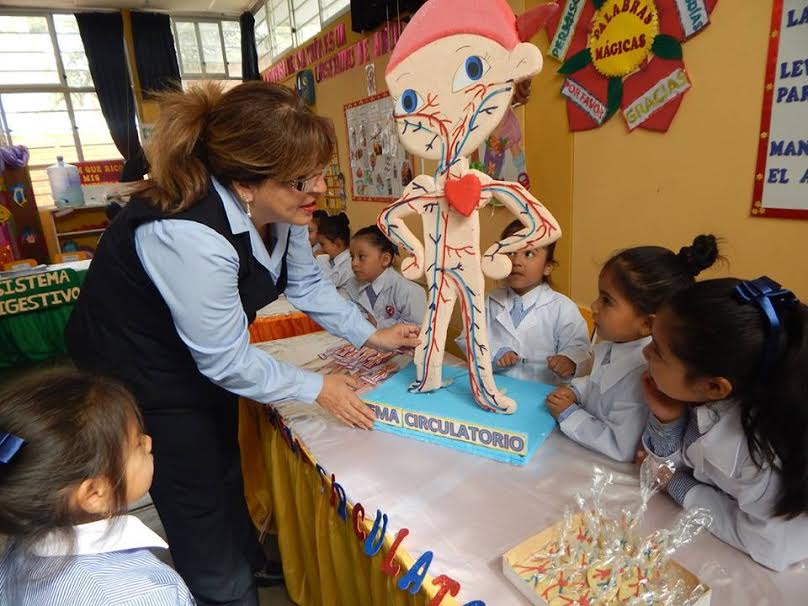 Escolares de IEP Hermanos Blanco celebraron el “ Día del Logro”