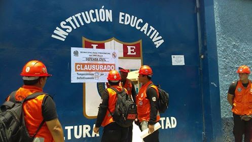Trujillo: Inspección termina con lanzamiento de huevos en colegio Belaúnde