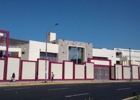 Trujillo: profesores de la Gran Unidad Escolar abandonan clases por huelga